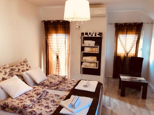 Postel nebo postele na pokoji v ubytování Apartment Panorama Mostar