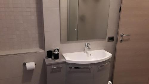 Kylpyhuone majoituspaikassa Appartamento Aurora
