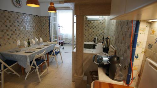 Avenida Cozy Apartment