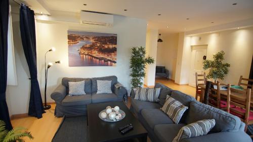 Cozy Apartment In Center