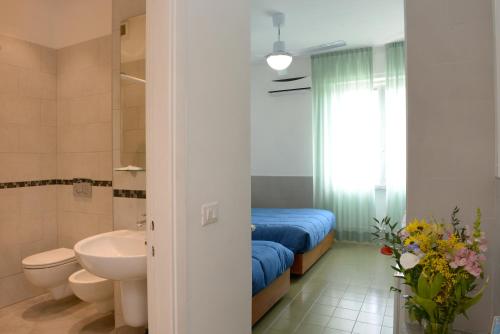 
A bathroom at Hotel Puntabella
