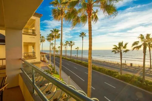 Tamarack Beach Hotel in Vista