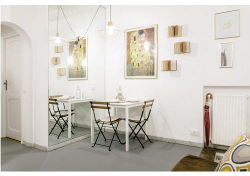 RHOMENJOY Pied-à-terre Colosseo