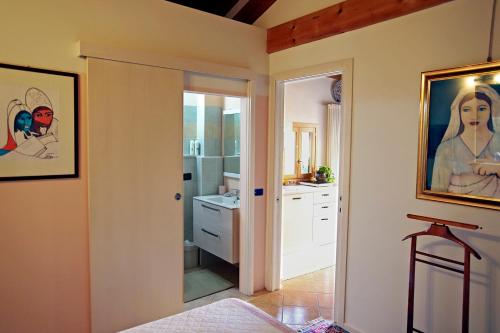 A bathroom at Locanda Bellavista
