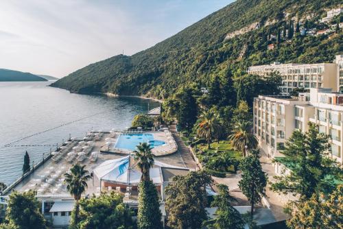 Φωτογραφία από το άλμπουμ του Iberostar Waves Herceg Novi All Inclusive στο Χέρτσεγκ Νόβι