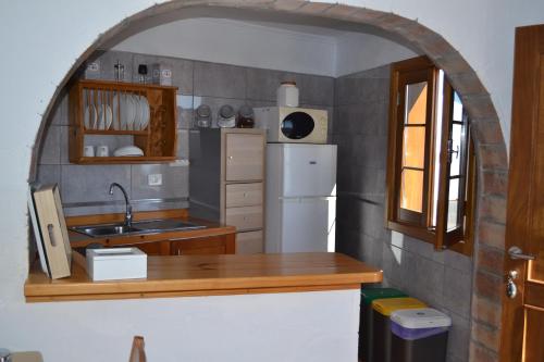 Dapur atau dapur kecil di Casa Rural alto prado