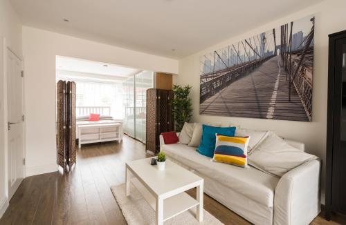 Foto de la galería de High End Apartments en Hendon