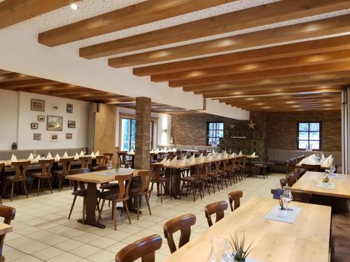 Restaurace v ubytování Gasthaus Dörsthof