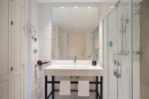 Tandem Soho Suites photo 19
