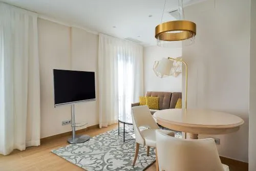 Tandem Soho Suites photo 46