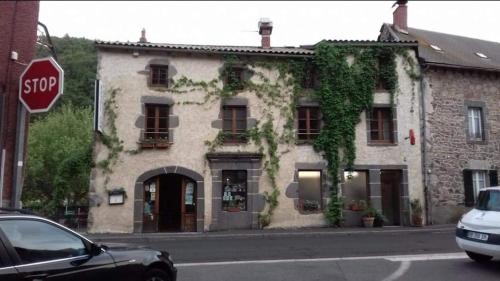 Imagen de la galería de Hôtel des Voyageurs, en Ferrières-Saint-Mary