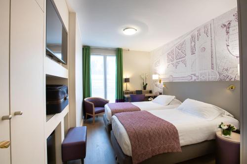 Gallery image of Hotel Montbriand Antony - Ancien Alixia in Antony