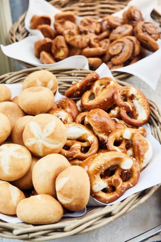 ホテルの敷地内または近くでの食事または食べ物