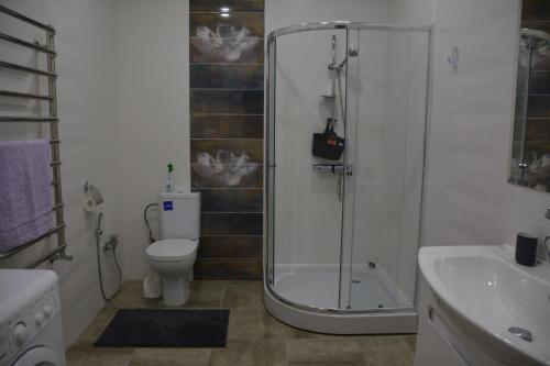 Vonios kambarys apgyvendinimo įstaigoje Sky Apartment