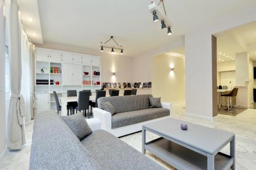 TERRACED APARTMENT - Metro to Vatican & center
