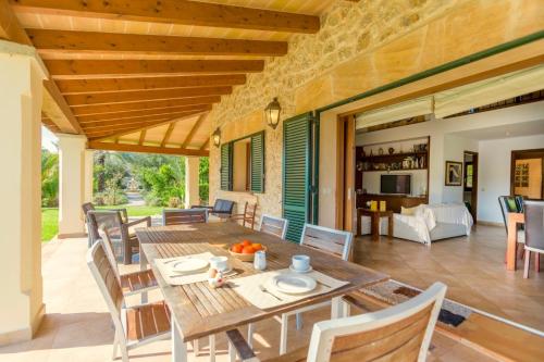 Villa Mastaguera Roger by Sealand Villas
