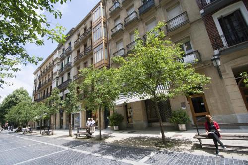 The Rentals Collection | Avenida II