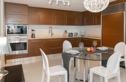 Brickell by Miami Vacation Rentals Image