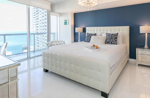 Brickell by Miami Vacation Rentals Image