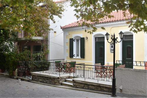 The building in which Az apartmant is located