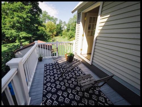 Burdett House Bed & Breakfast – Photos 4