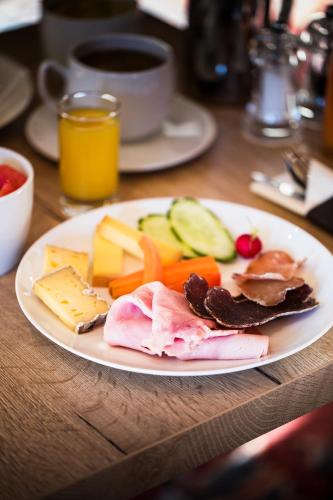 Mad på hotellet eller i nærheden