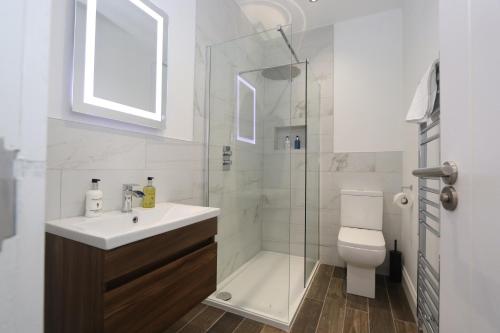 Ванна кімната в Dollar Apartments-39 Bridge Street
