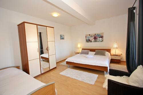 Apartments Mara