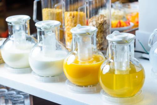 Mad på hotellet eller i nærheden