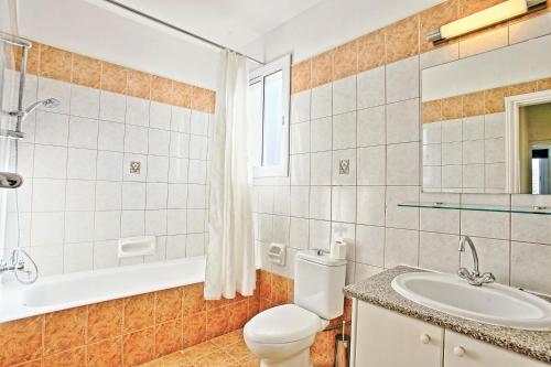 Phòng tắm tại Villa Anthoulis