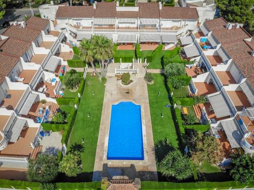 an aerial view of the courtyard of a villa at ARENDA Cristal 4 Pino Alto Holiday Home in Miami Platja