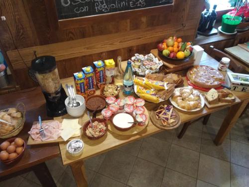 Jídlo v bed and breakfast nebo okolí