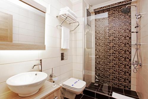 Kavalalı Suites 욕실