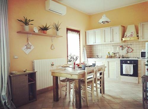 Dapur atau dapur kecil di B&B La Lumachella