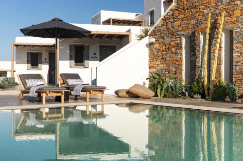 Πισίνα στο ή κοντά στο Chora Kythnos Suites adults only