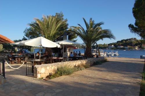 Gorgonia Suites in Verunic – Photos 5