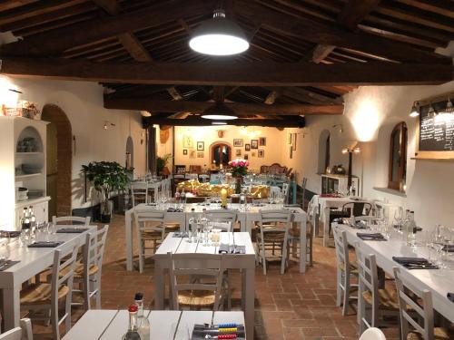 A restaurant or other place to eat at Abbadia Sicille Relais