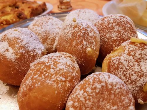 Jídlo v hotelu nebo okolí