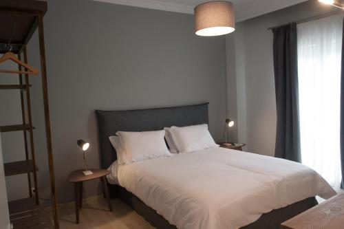 Stylish Zoi's appartment next to HELEXPO, White Tower