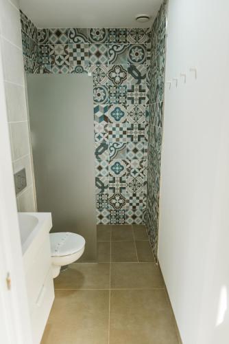 Un baño de Apartamentos ZHR
