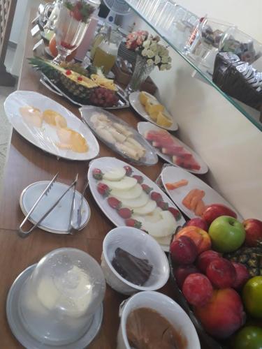 Makanan di atau berdekatan hotel