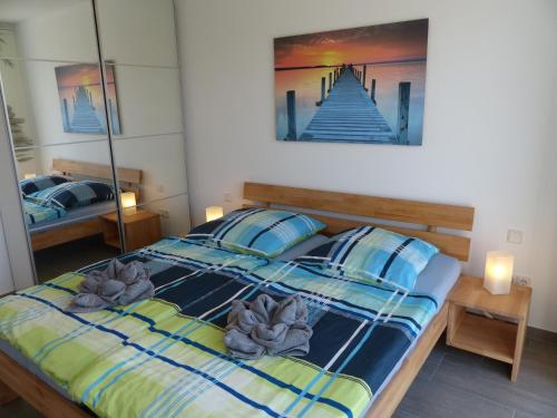 Postel nebo postele na pokoji v ubytování Komfort Ferienwohnung Wolfhagen