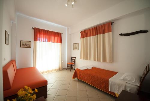 Gallery image of Zarkadis Beach Apartments in Tsilivi