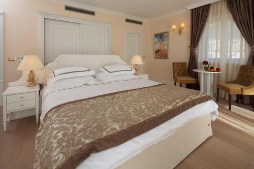 Gallery image of Luxury Rooms Villa Jadranka in Makarska