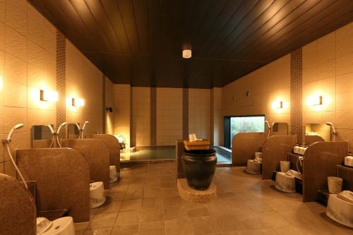 Posezení v ubytování Hotel Route-Inn Shinshiro