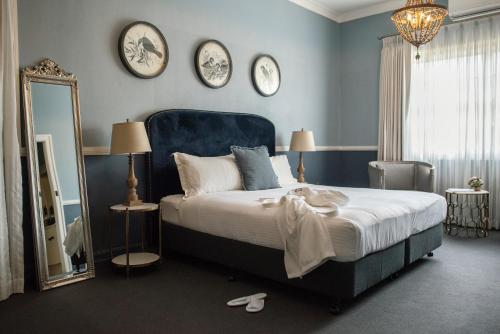 Кровать или кровати в номере Berida Hotel