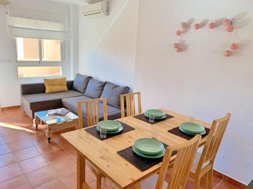 Dining area sa apartment