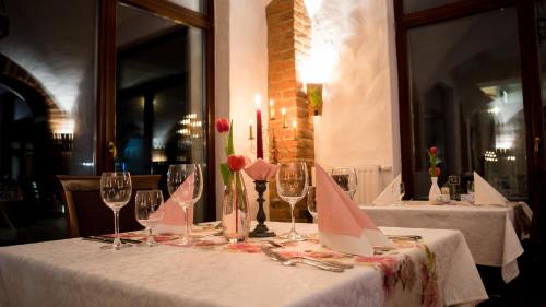 Reštaurácia alebo iné gastronomické zariadenie v ubytovaní St. Petrus Vini