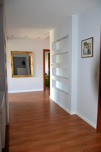 Gambar di galeri bagi Tarnów Dom / Apartament w Centrum di Tarnów