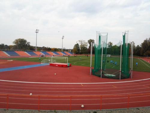 Tenis dan/atau kemudahan skuasy di Tarnów Dom / Apartament w Centrum atau berdekatan
